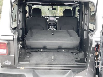 2021 Jeep Wrangler Islander 4X4