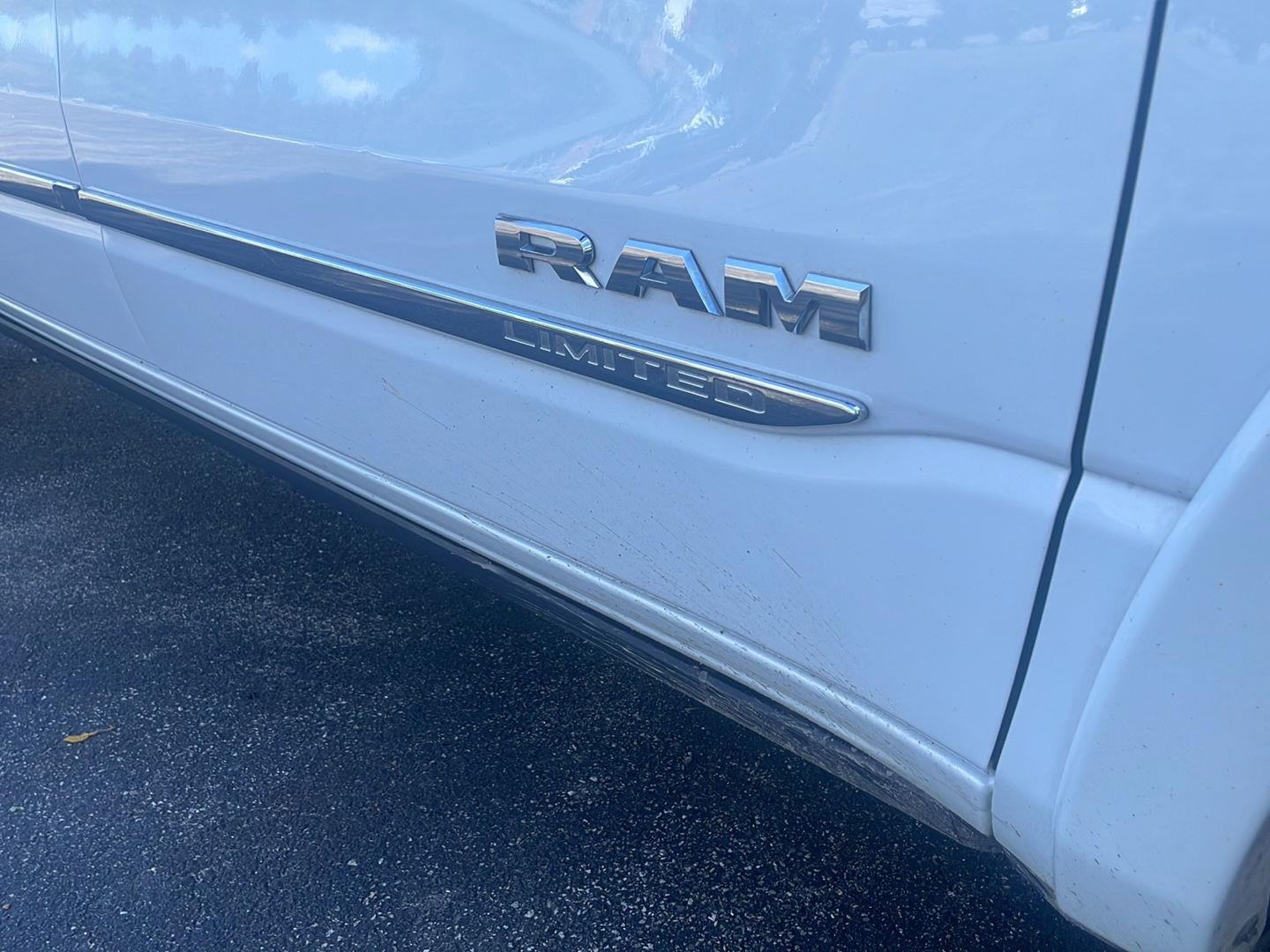 2023 RAM 1500 Limited Crew Cab 4x4 5'7" Box