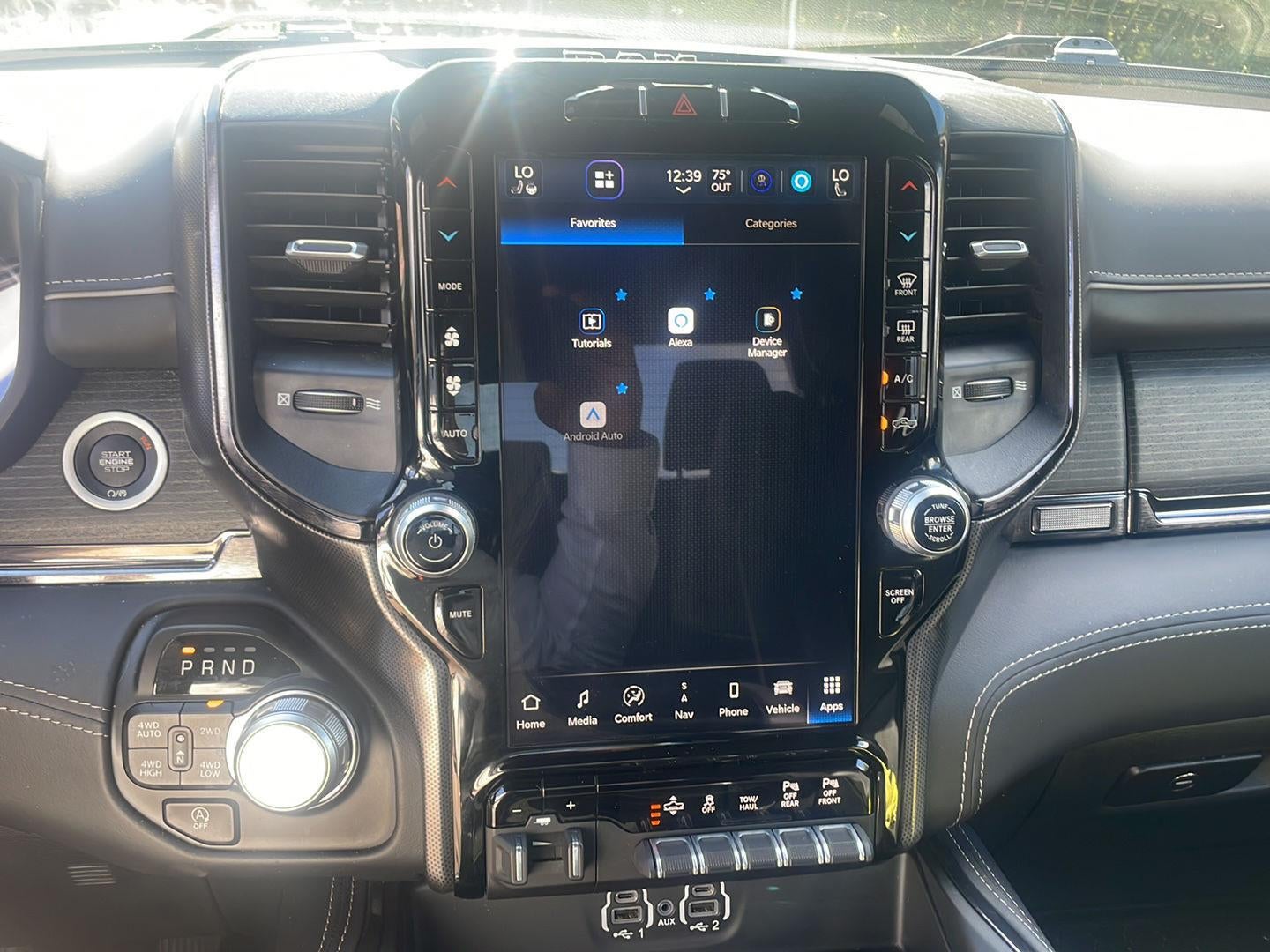 2023 RAM 1500 Limited Crew Cab 4x4 5'7" Box