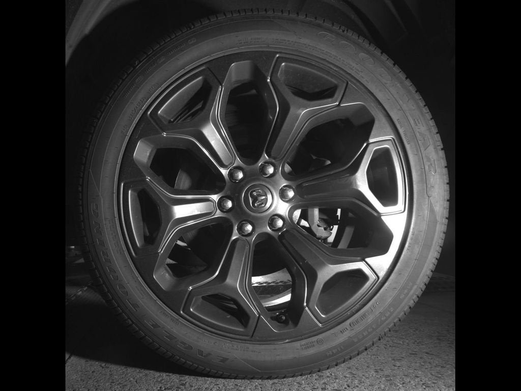 2020 RAM 1500 Limited Crew Cab 4x4 5'7" Box