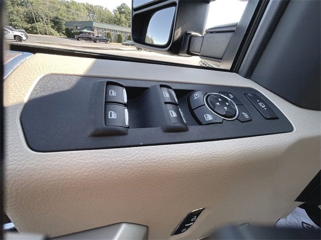 2017 Ford Super Duty F-250 SRW Lariat