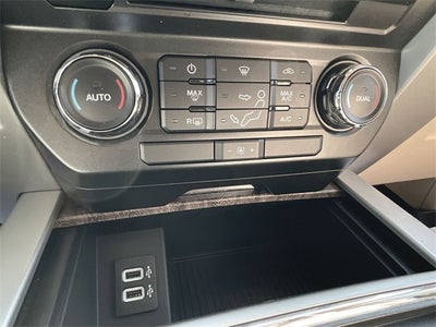 2017 Ford Super Duty F-250 SRW Lariat