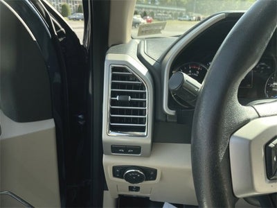 2017 Ford Super Duty F-250 SRW Lariat