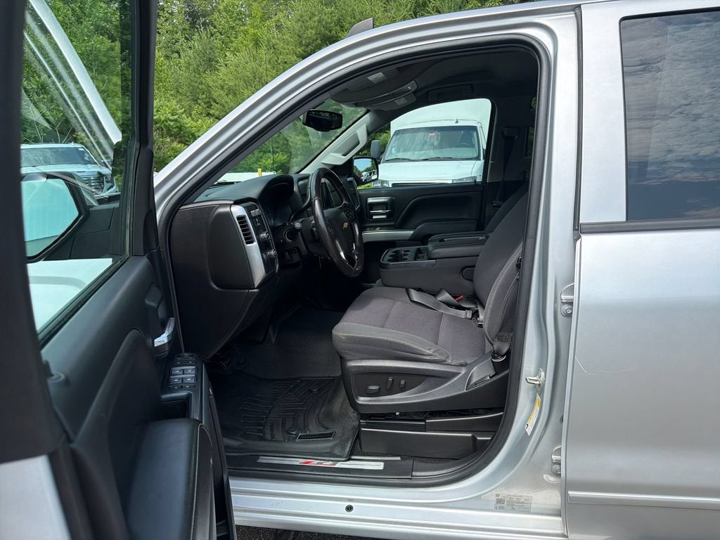 2018 Chevrolet Silverado 1500 LT Z71 - Photo 22