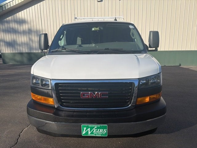 2022 GMC Savana Cutaway 3500 Gas