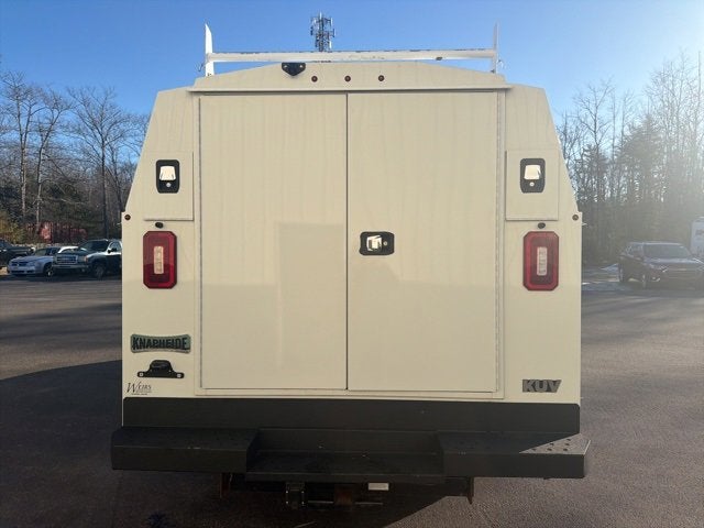 2022 GMC Savana Cutaway 3500 Gas