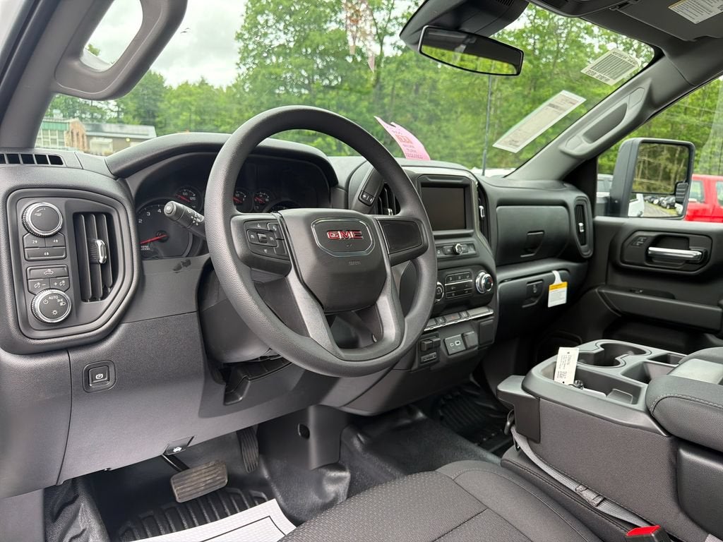 2026 GMC Sierra 3500 HD Chassis Cab Pro