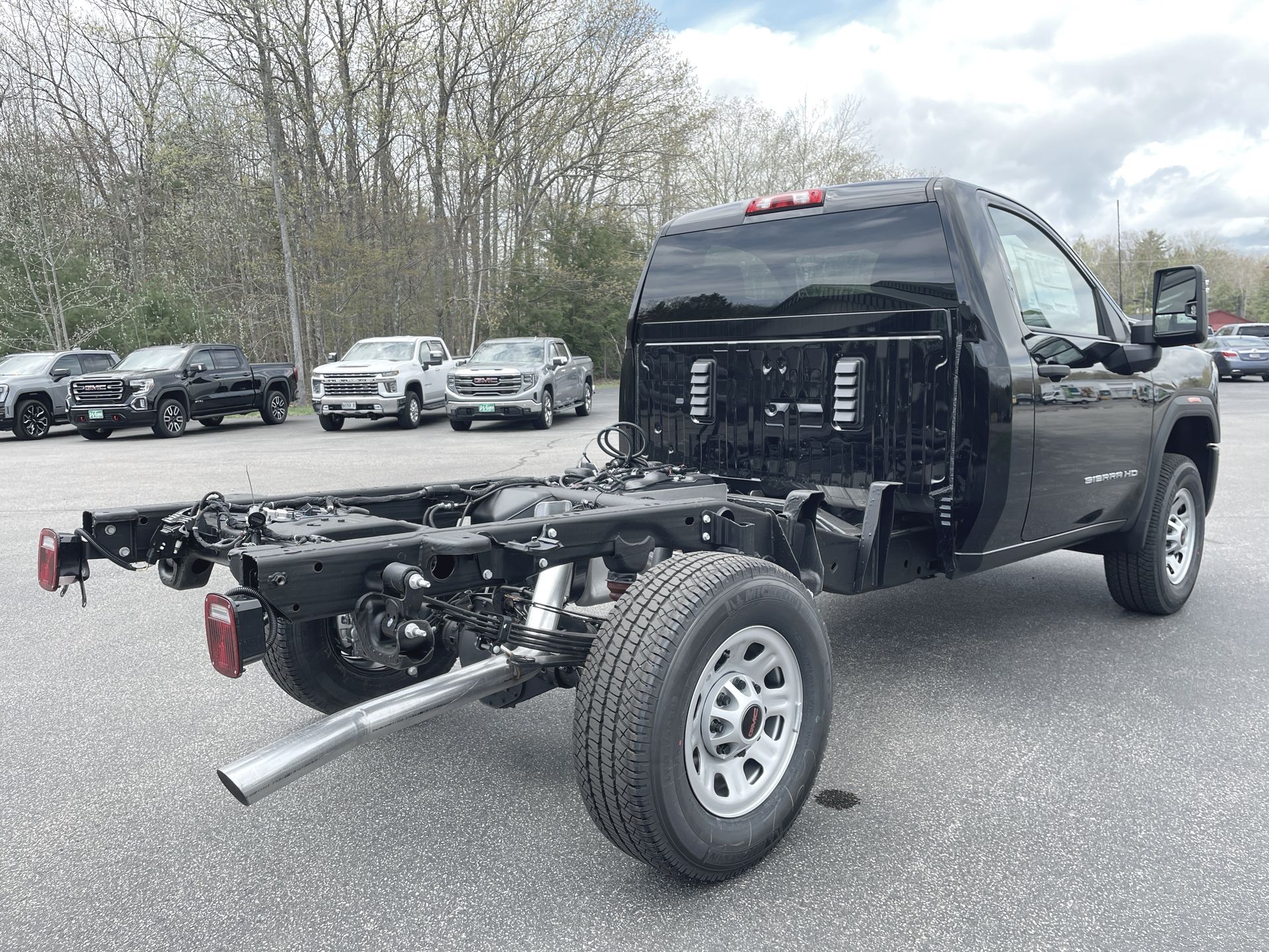 2025 GMC Sierra 3500 HD Pro