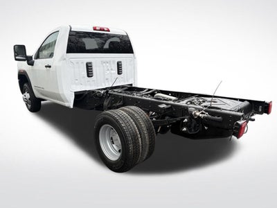 2026 GMC Sierra 3500 HD Chassis Cab Pro