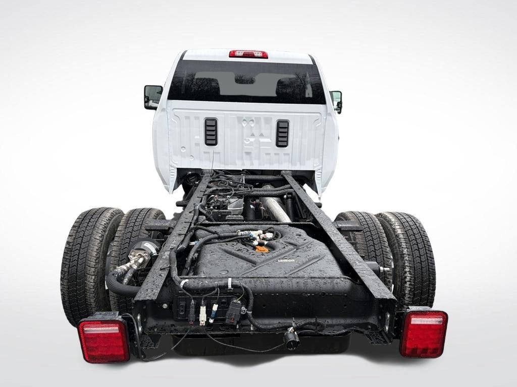 2026 GMC Sierra 3500 HD Chassis Cab Pro