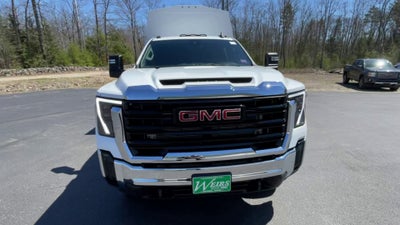 2024 GMC Sierra 3500 HD Chassis Cab Pro