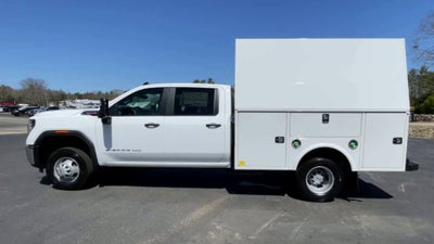 2024 GMC Sierra 3500 HD Chassis Cab Pro