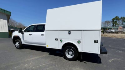 2024 GMC Sierra 3500 HD Chassis Cab Pro