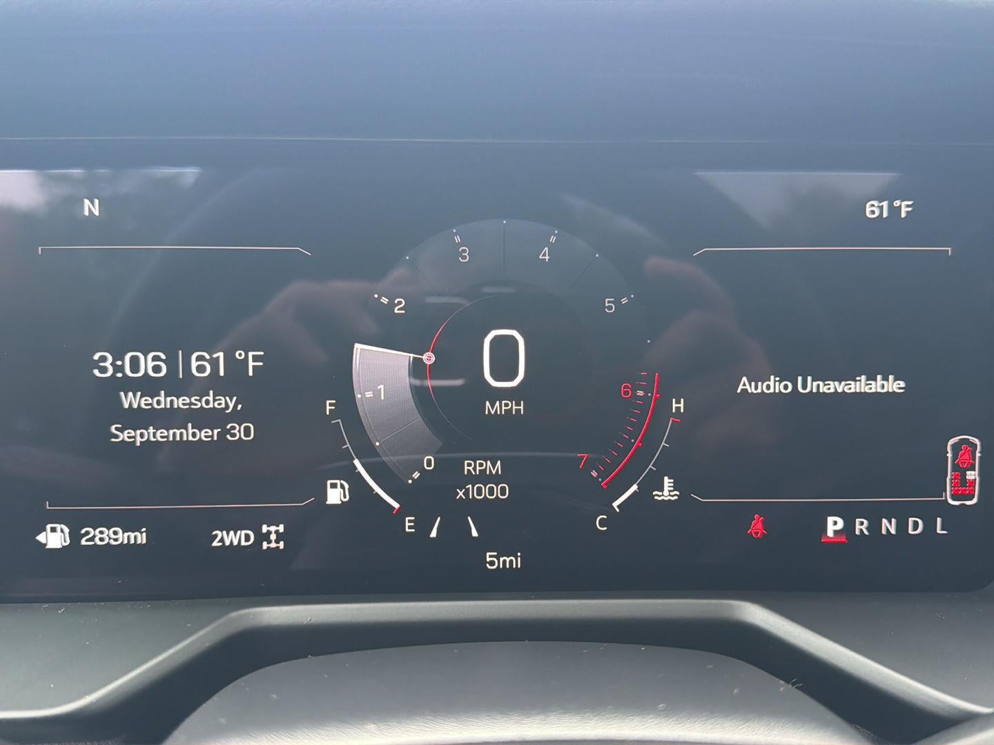 2027 GMC Acadia Elevation