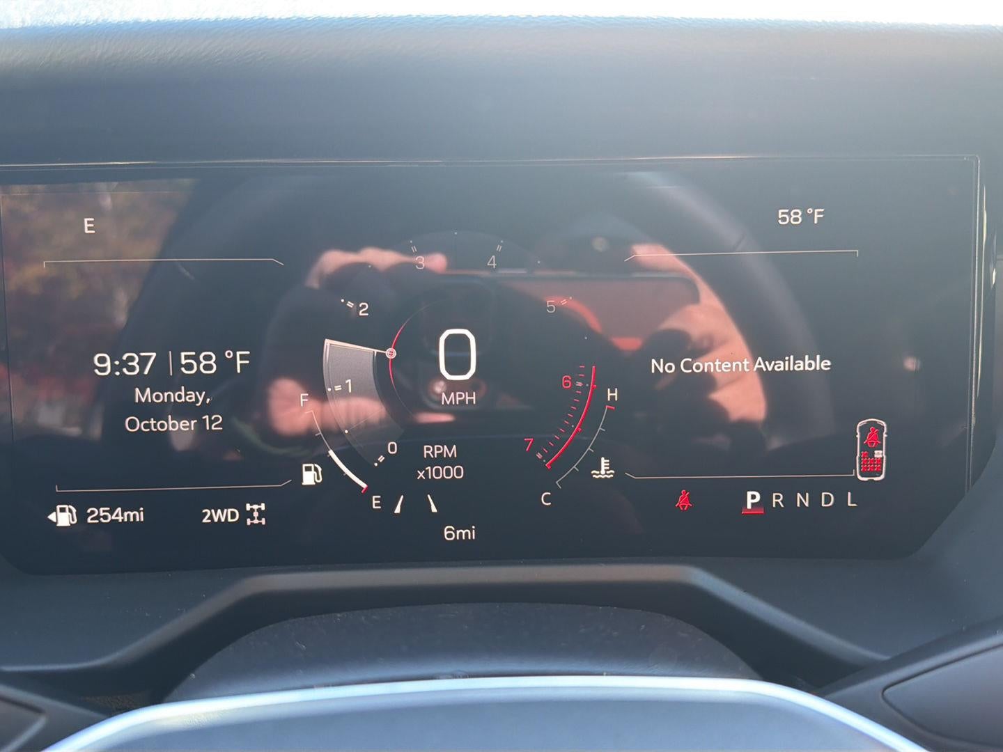 2027 GMC Acadia Elevation