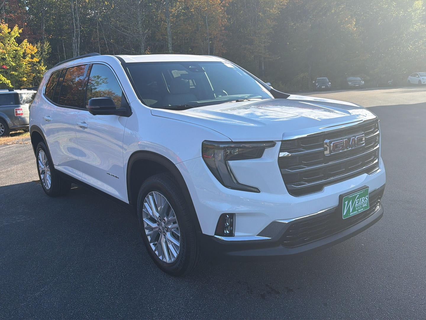 2027 GMC Acadia Elevation