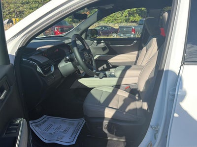 2027 GMC Acadia Elevation