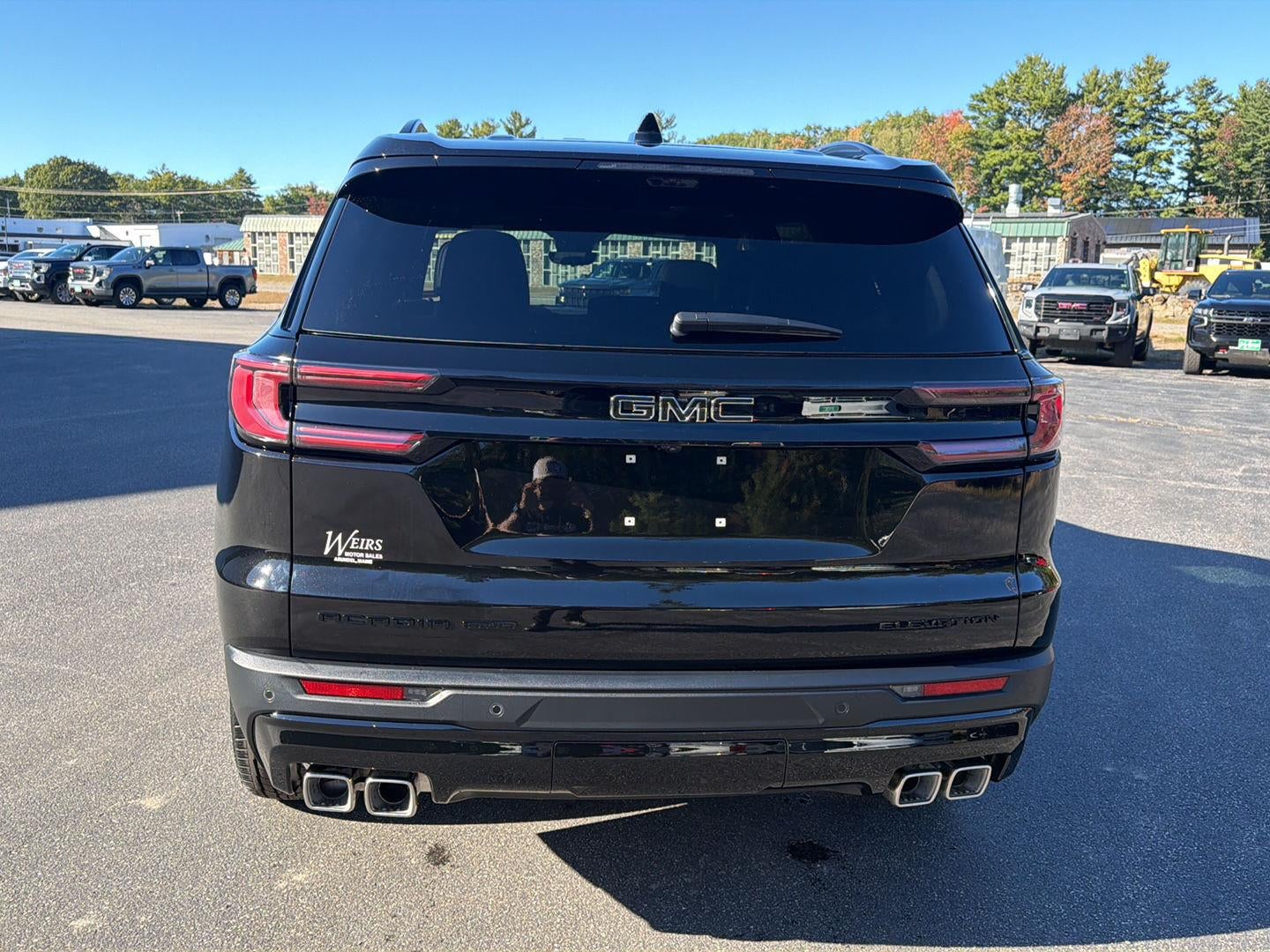2027 GMC Acadia Elevation