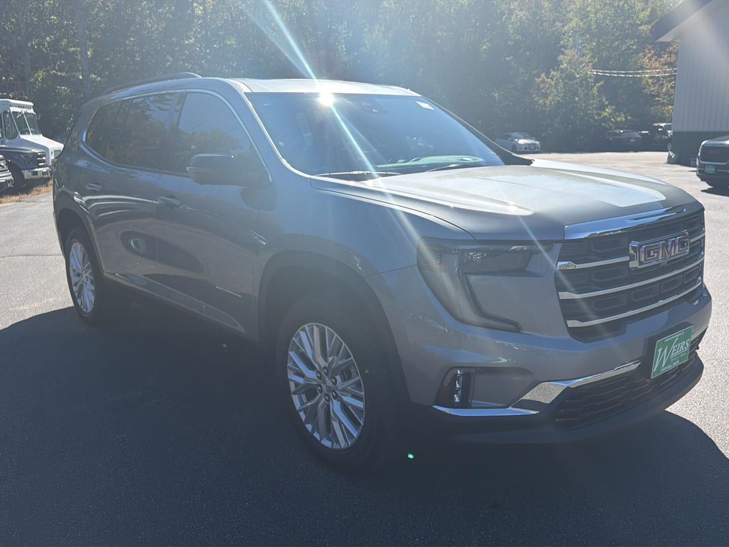 2027 GMC Acadia Elevation