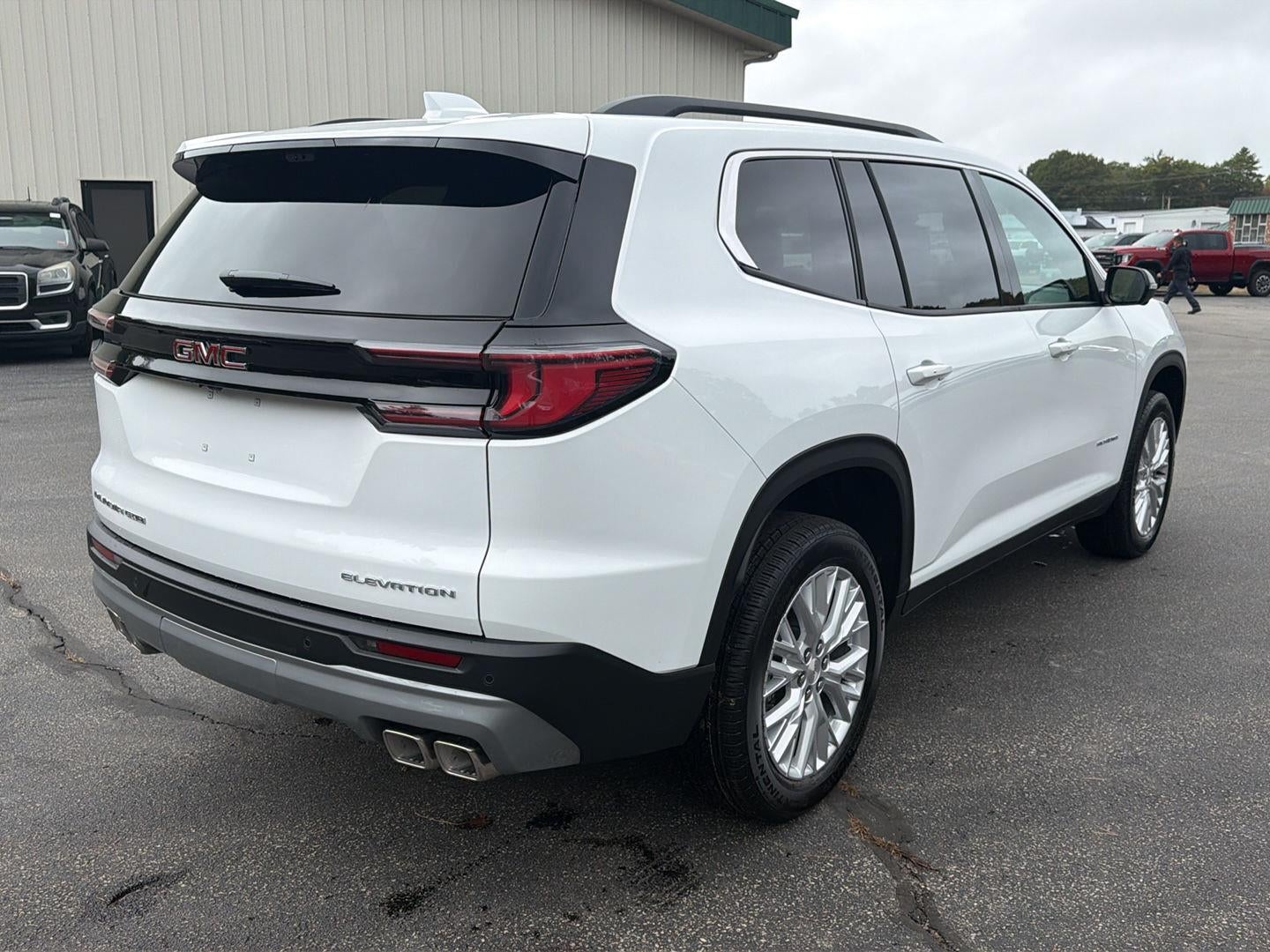 2027 GMC Acadia Elevation