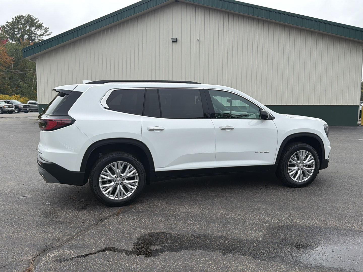 2027 GMC Acadia Elevation