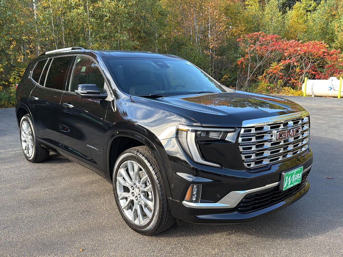 2027 GMC Acadia Denali