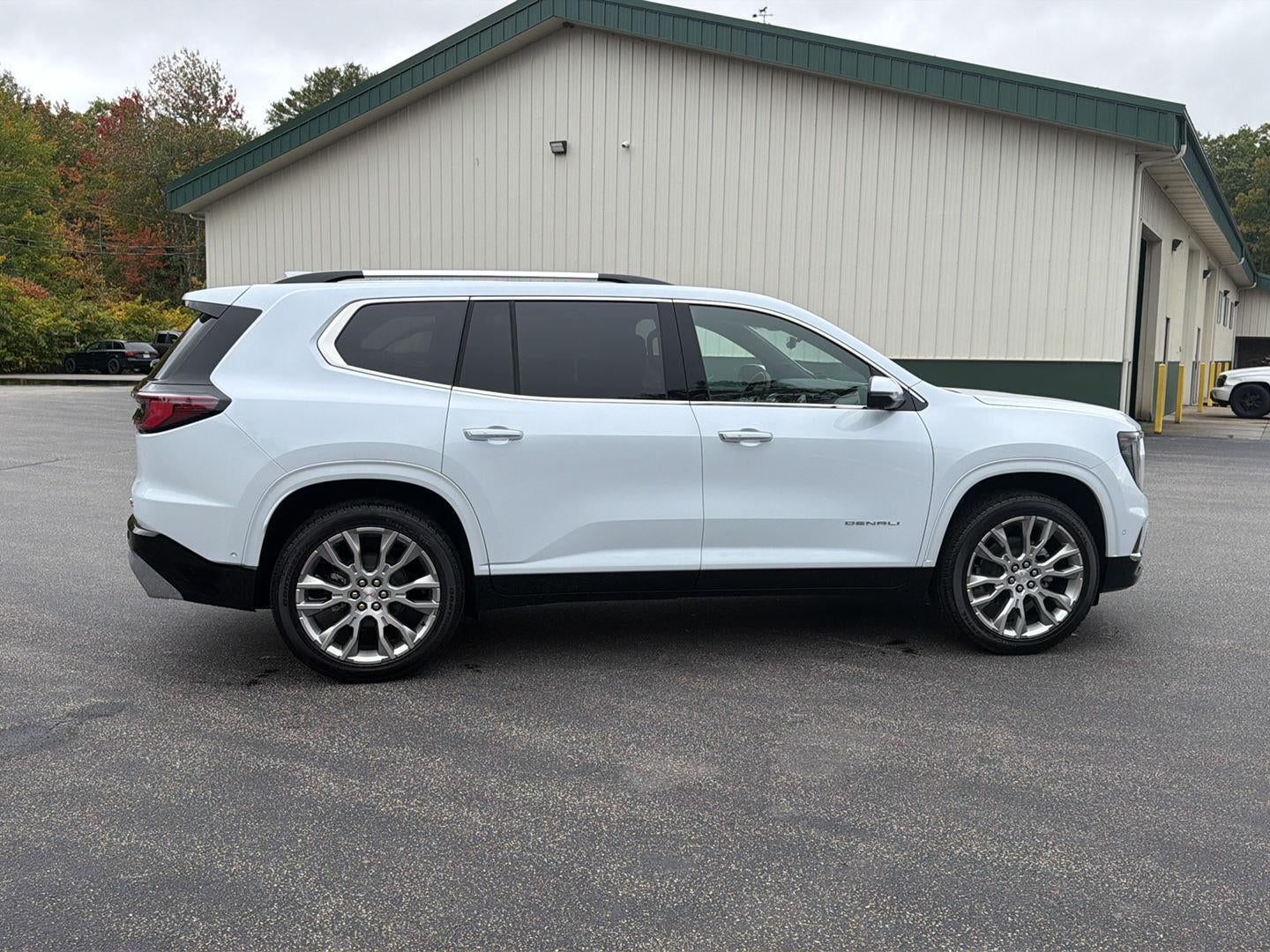 2027 GMC Acadia Denali