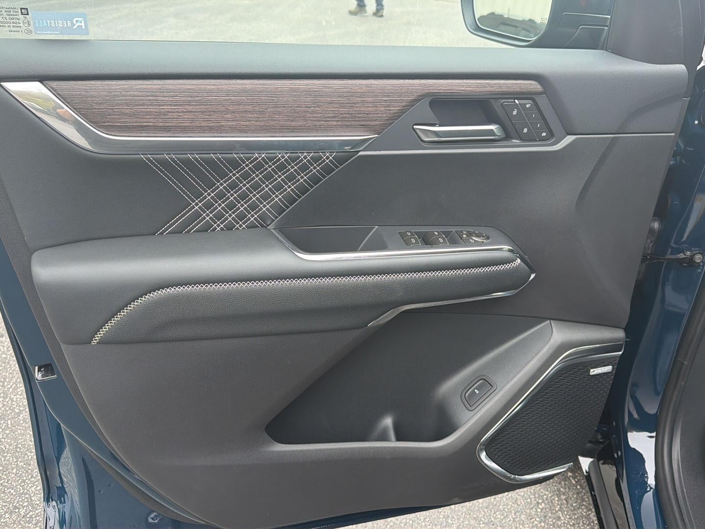 2027 GMC Acadia Denali