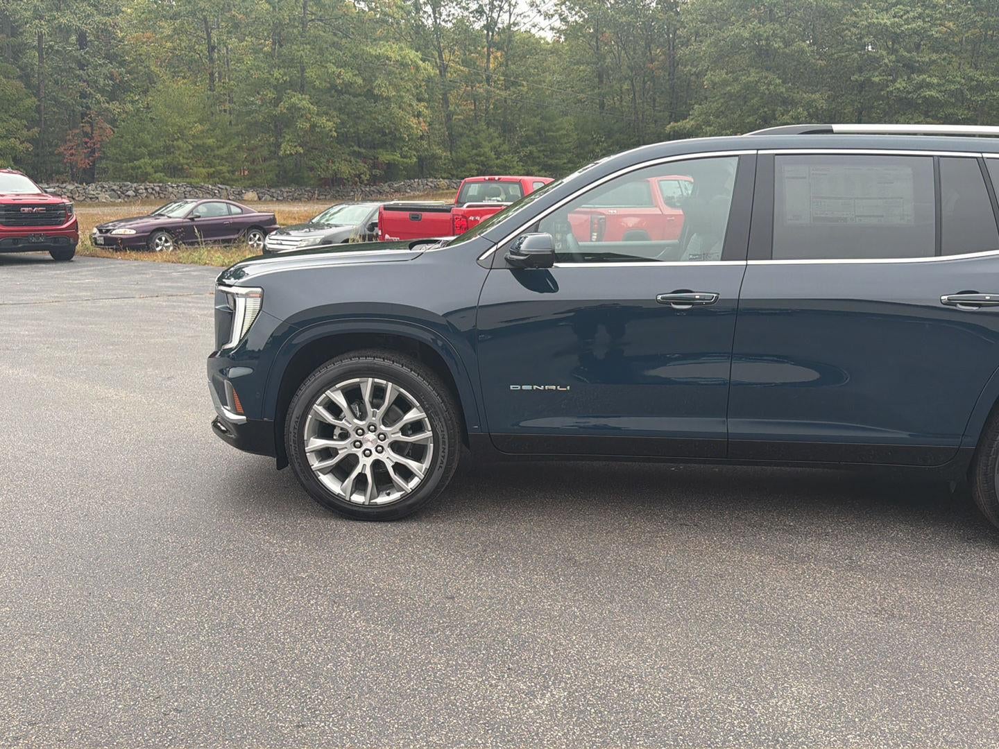 2027 GMC Acadia Denali