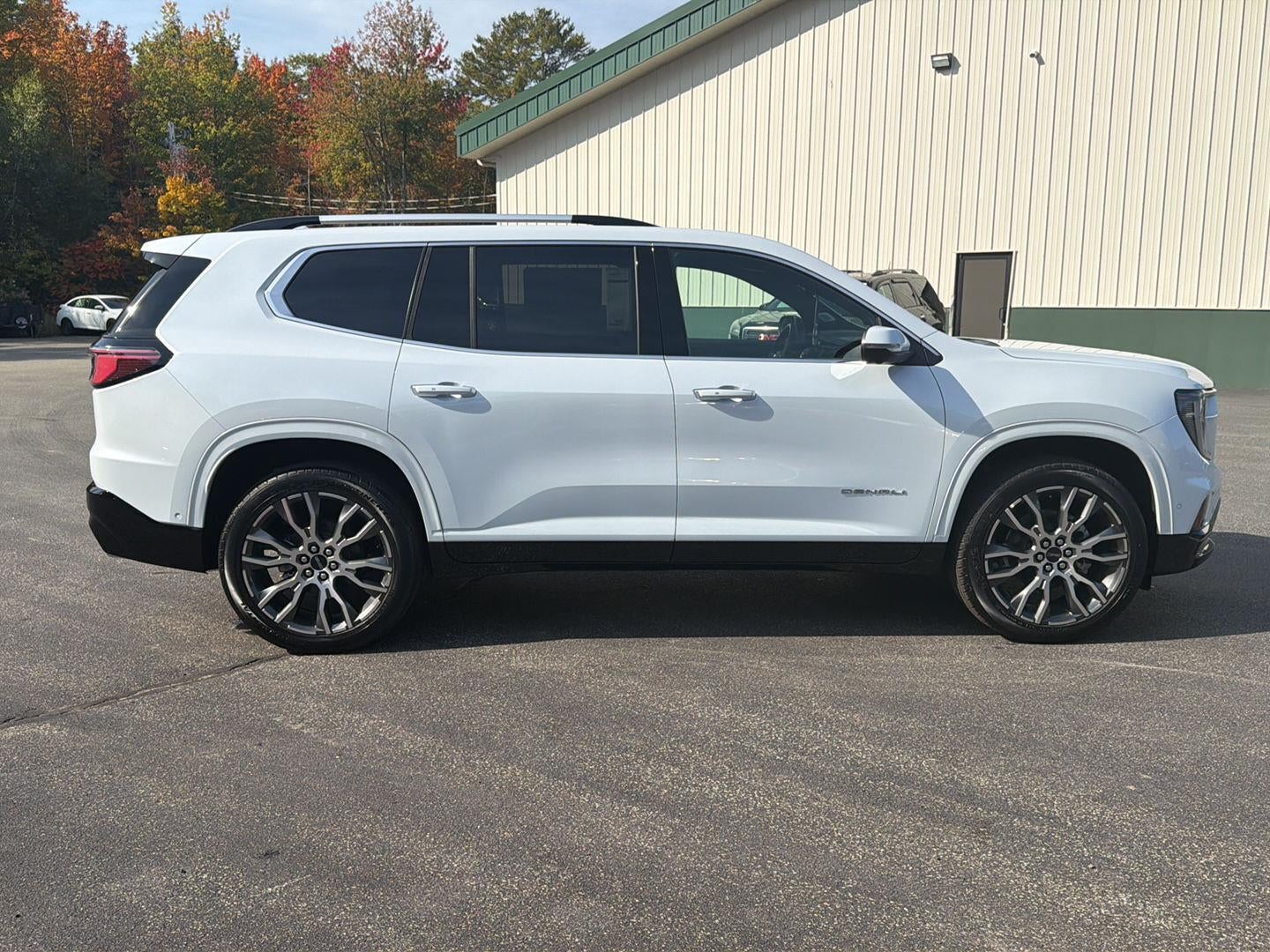 2027 GMC Acadia Denali Ultimate