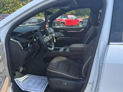 2027 GMC Acadia Denali Ultimate