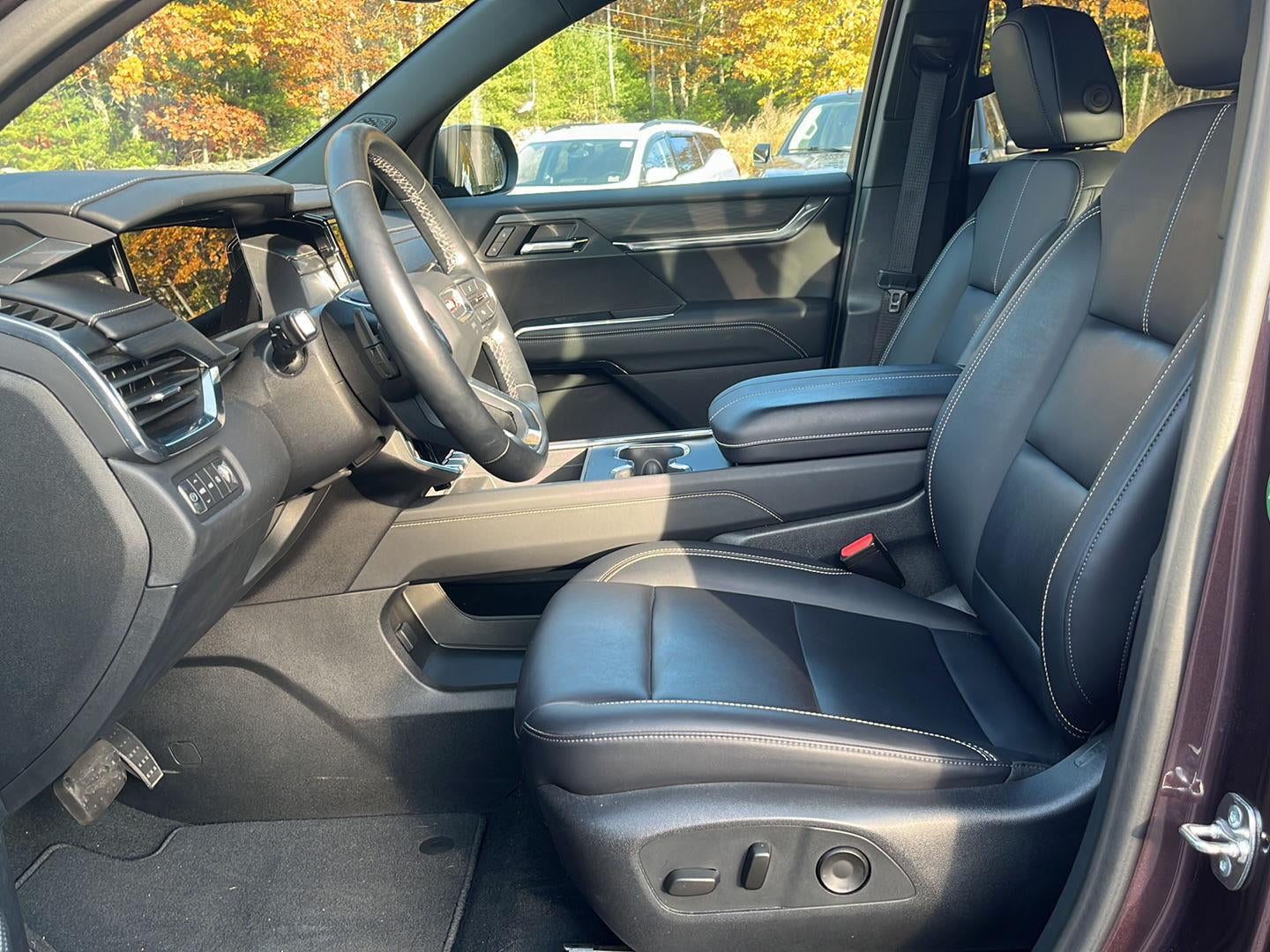 2024 GMC Acadia Elevation