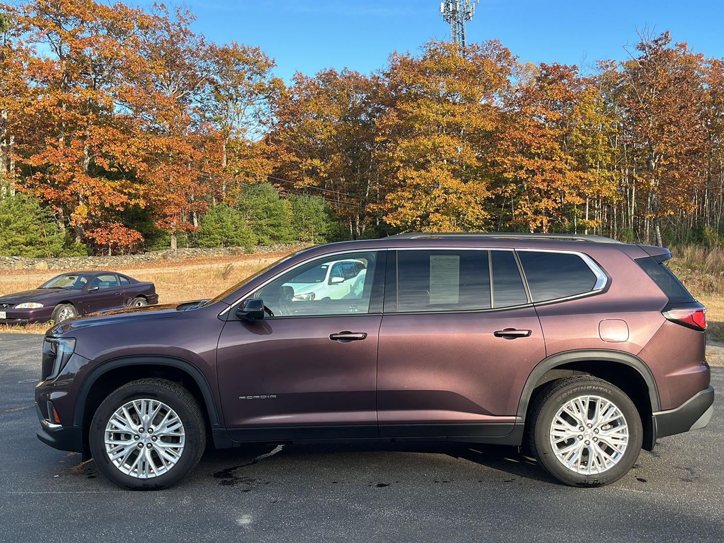 2024 GMC Acadia Elevation