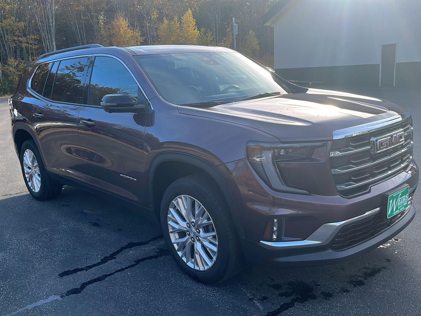 2024 GMC Acadia Elevation