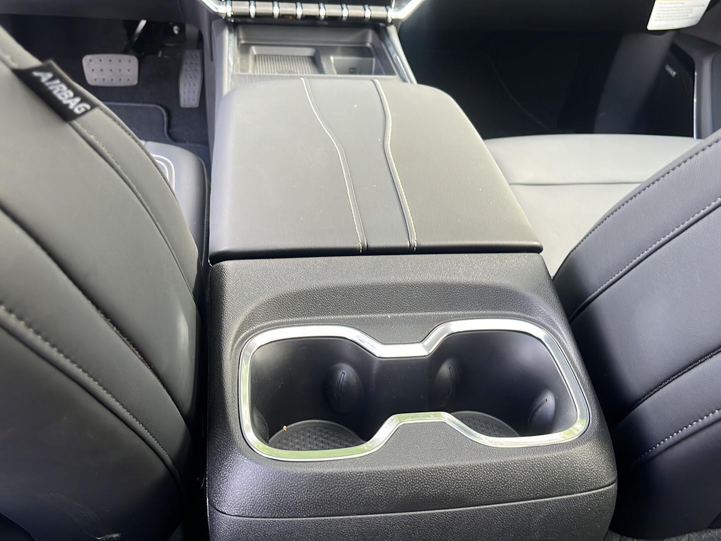 2026 GMC Acadia Elevation - Photo 20