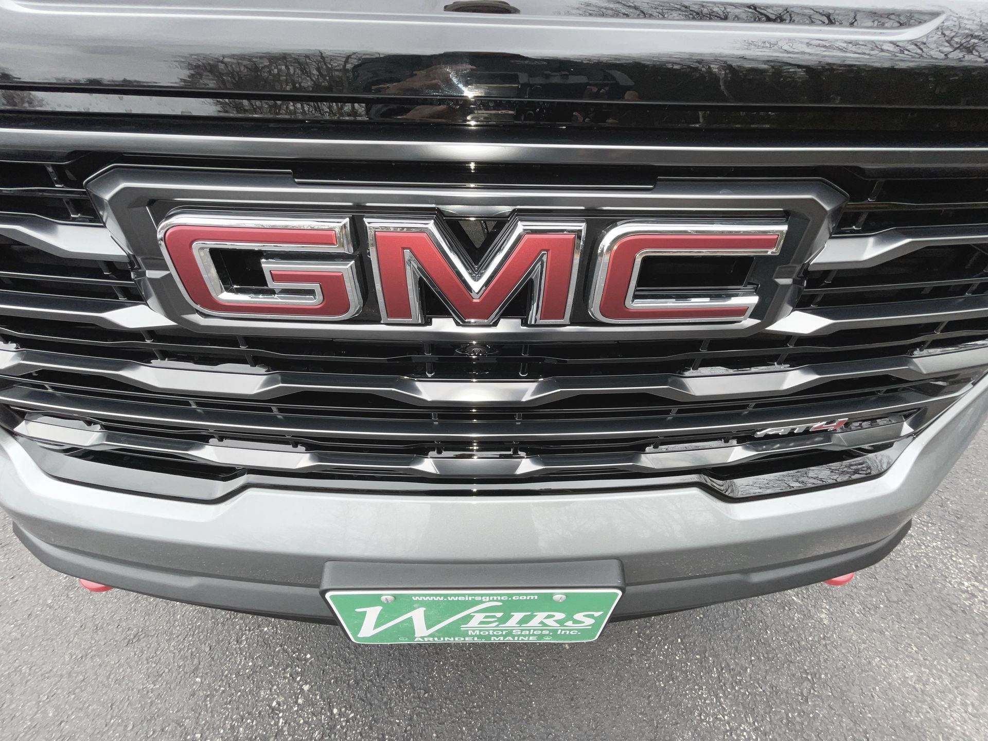 2026 GMC Acadia AT4