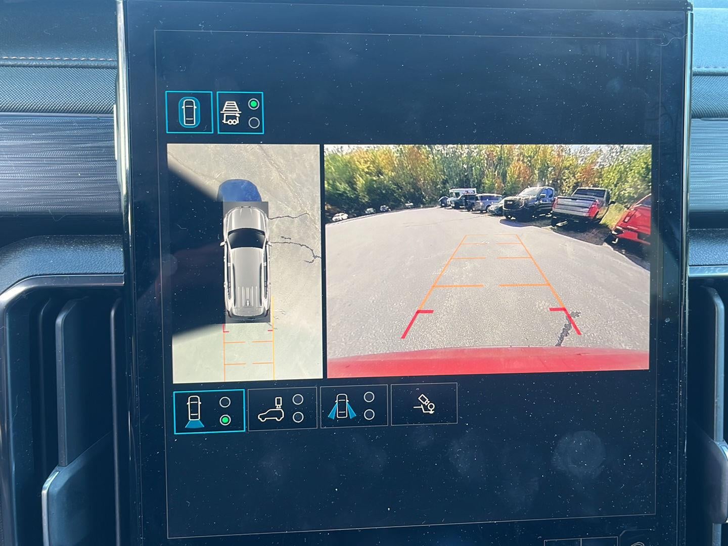 2025 GMC Acadia AT4