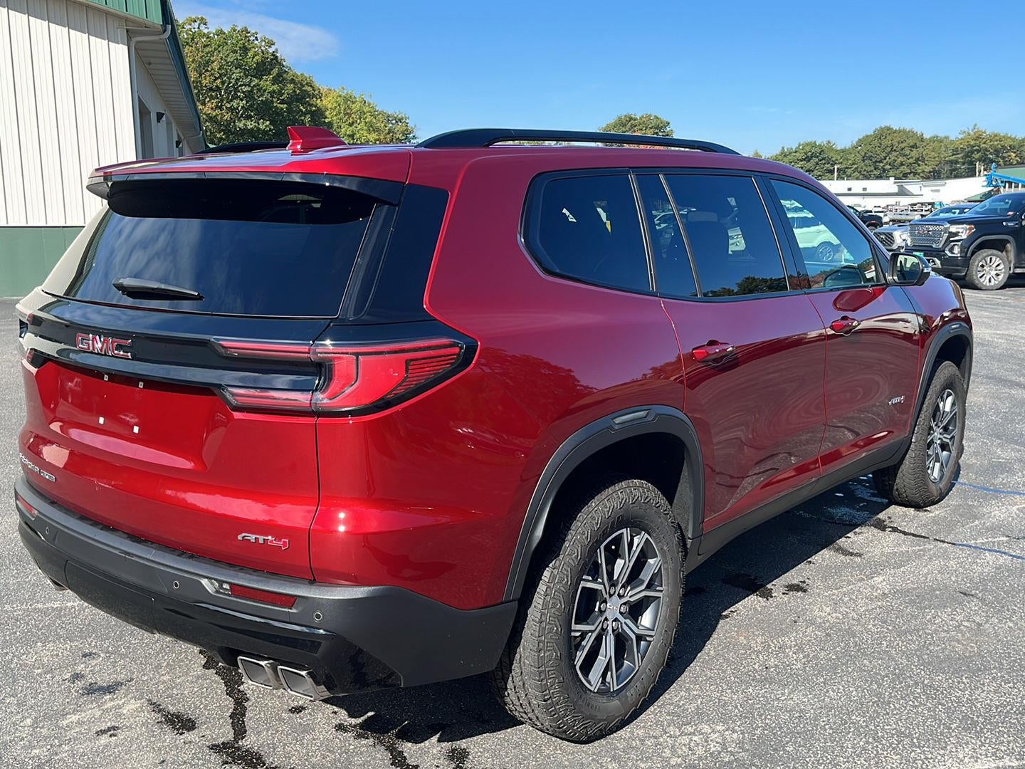 2025 GMC Acadia AT4