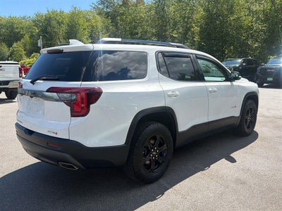 2023 GMC Acadia AT4