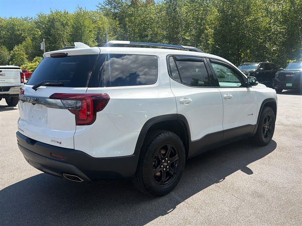 2023 GMC Acadia AT4