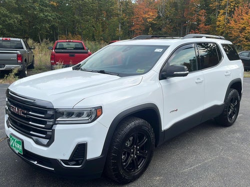 2022 GMC Acadia AT4