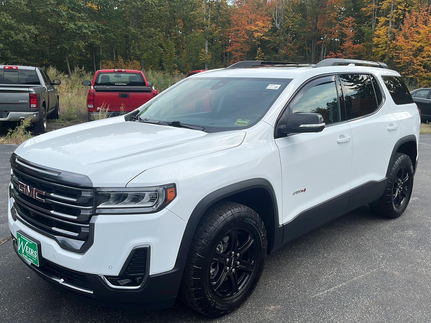 2022 GMC Acadia AT4