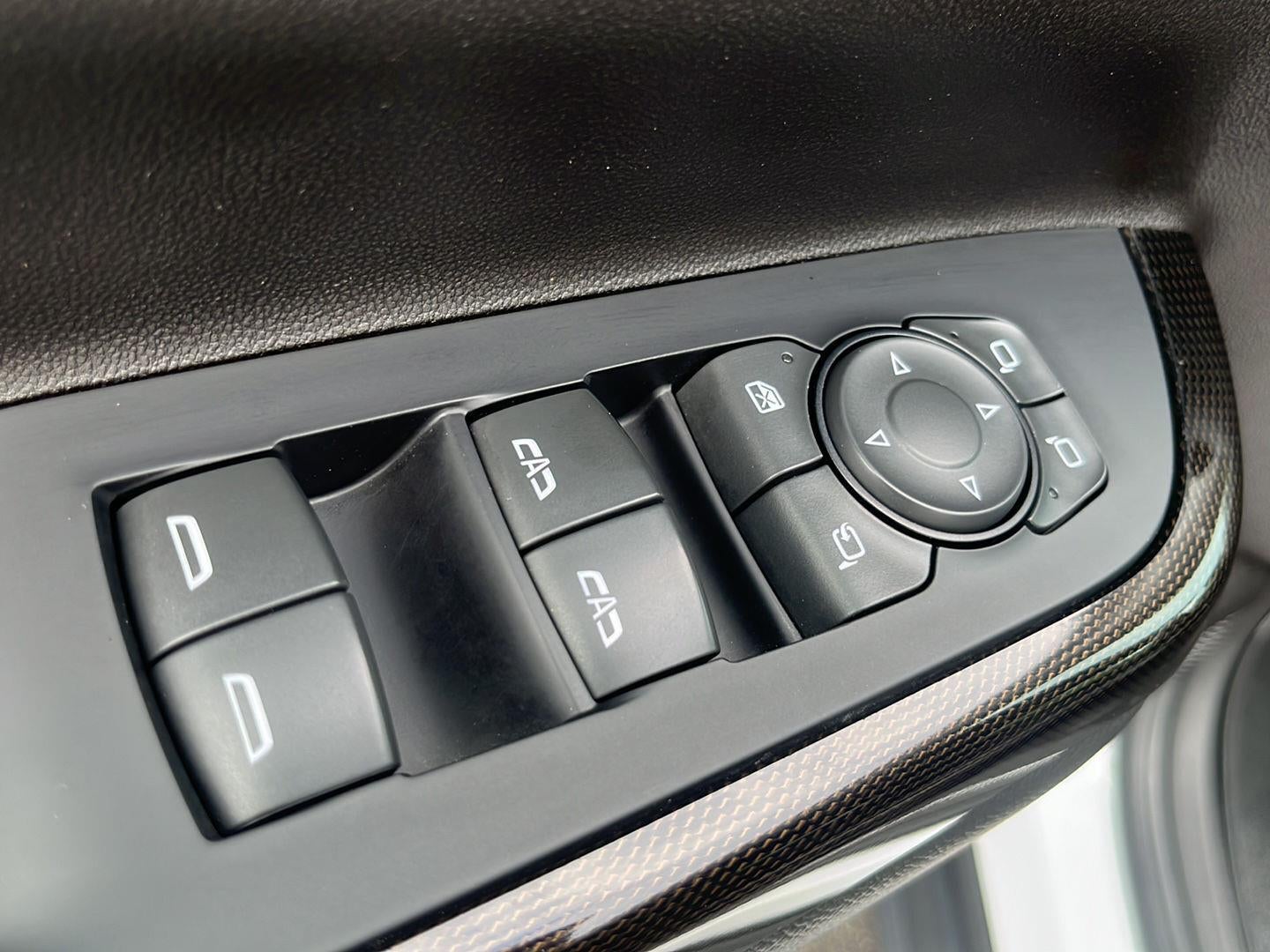 2022 GMC Acadia AT4