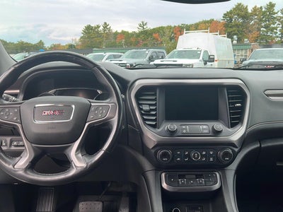 2022 GMC Acadia AT4