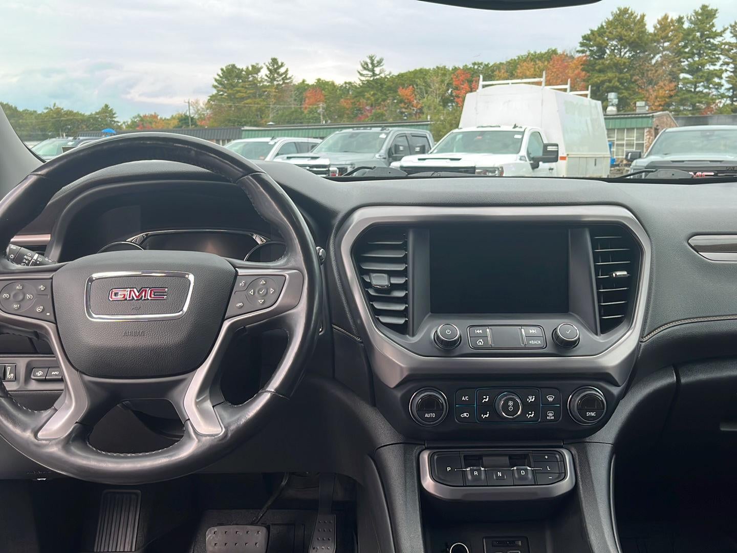 2022 GMC Acadia AT4
