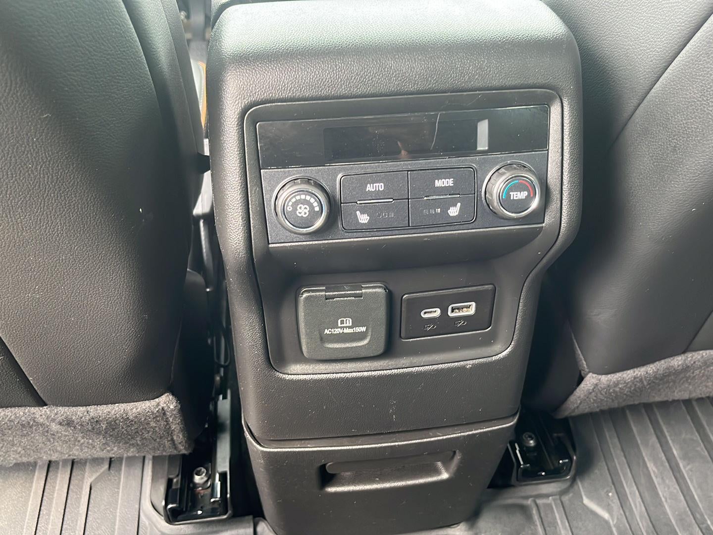 2022 GMC Acadia AT4