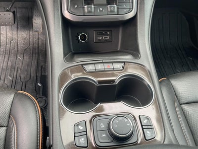 2022 GMC Acadia AT4