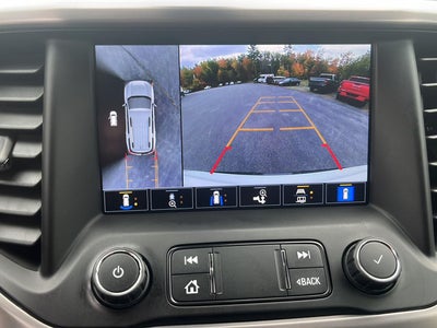 2022 GMC Acadia AT4