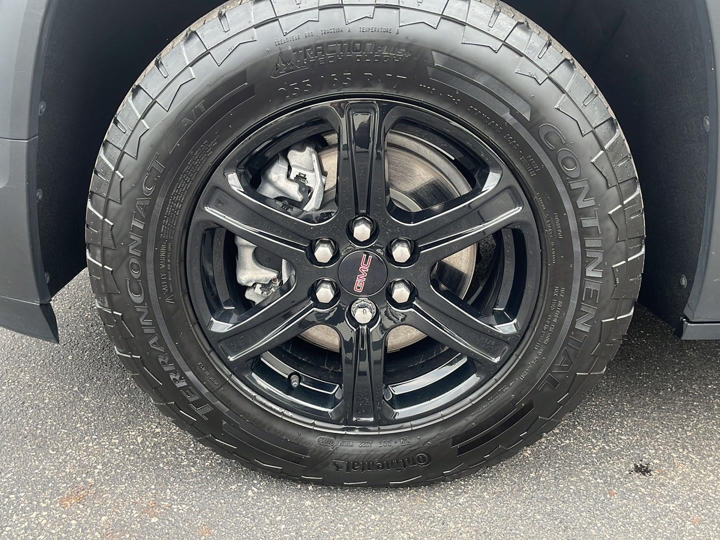 2022 GMC Acadia AT4