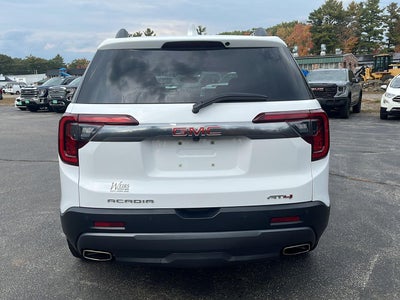 2022 GMC Acadia AT4